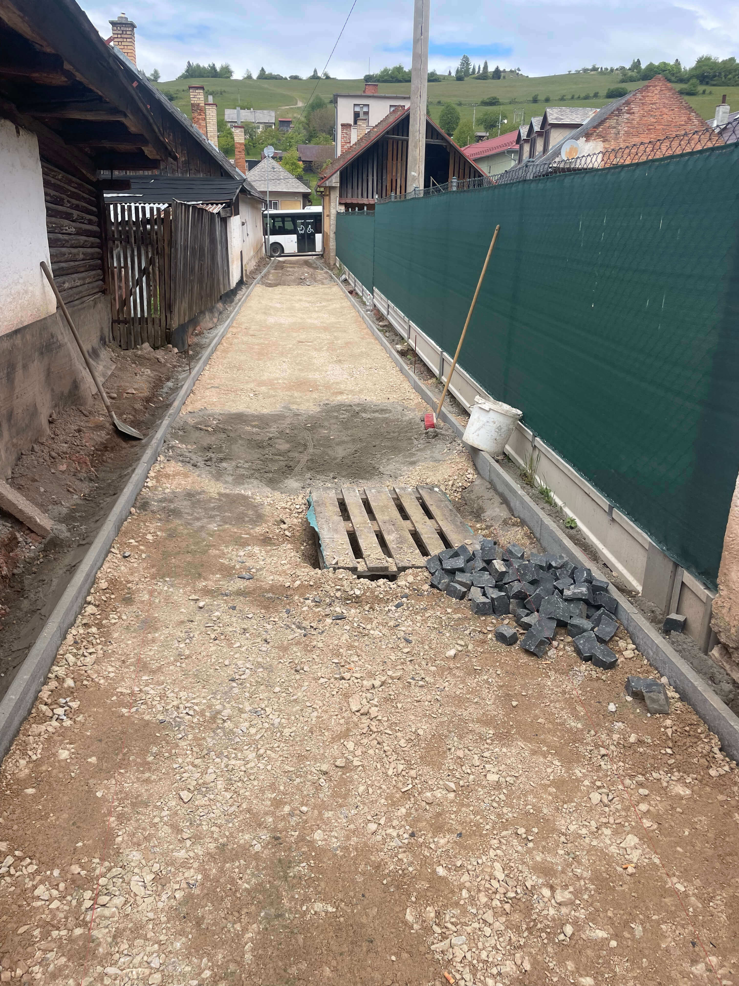 Chodník Poráč – priebeh prác